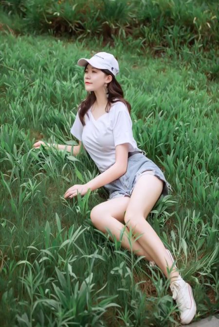 草地上看前方